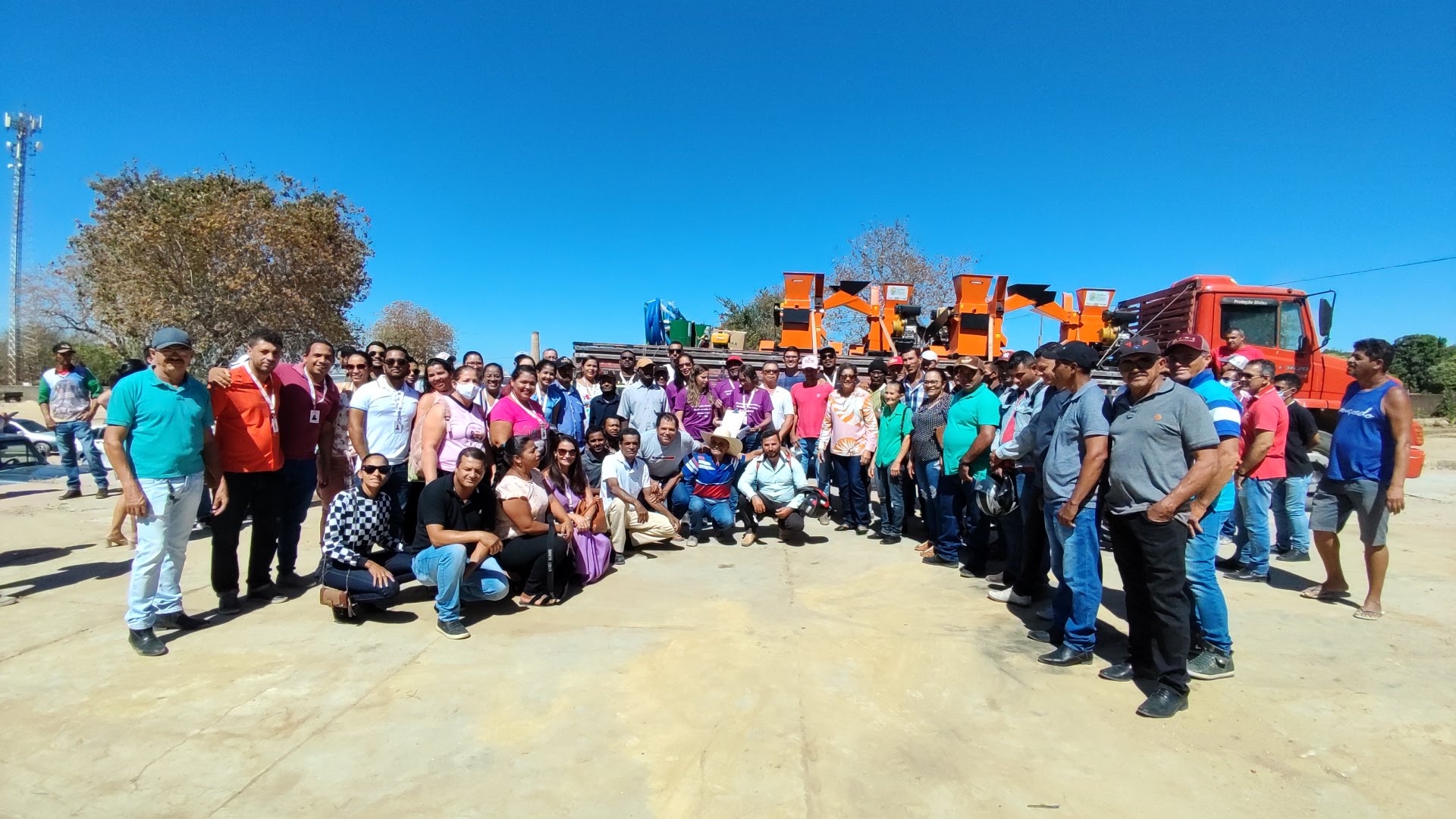 160 famílias são fortalecidas com equipamentos da Agricultura Familiar