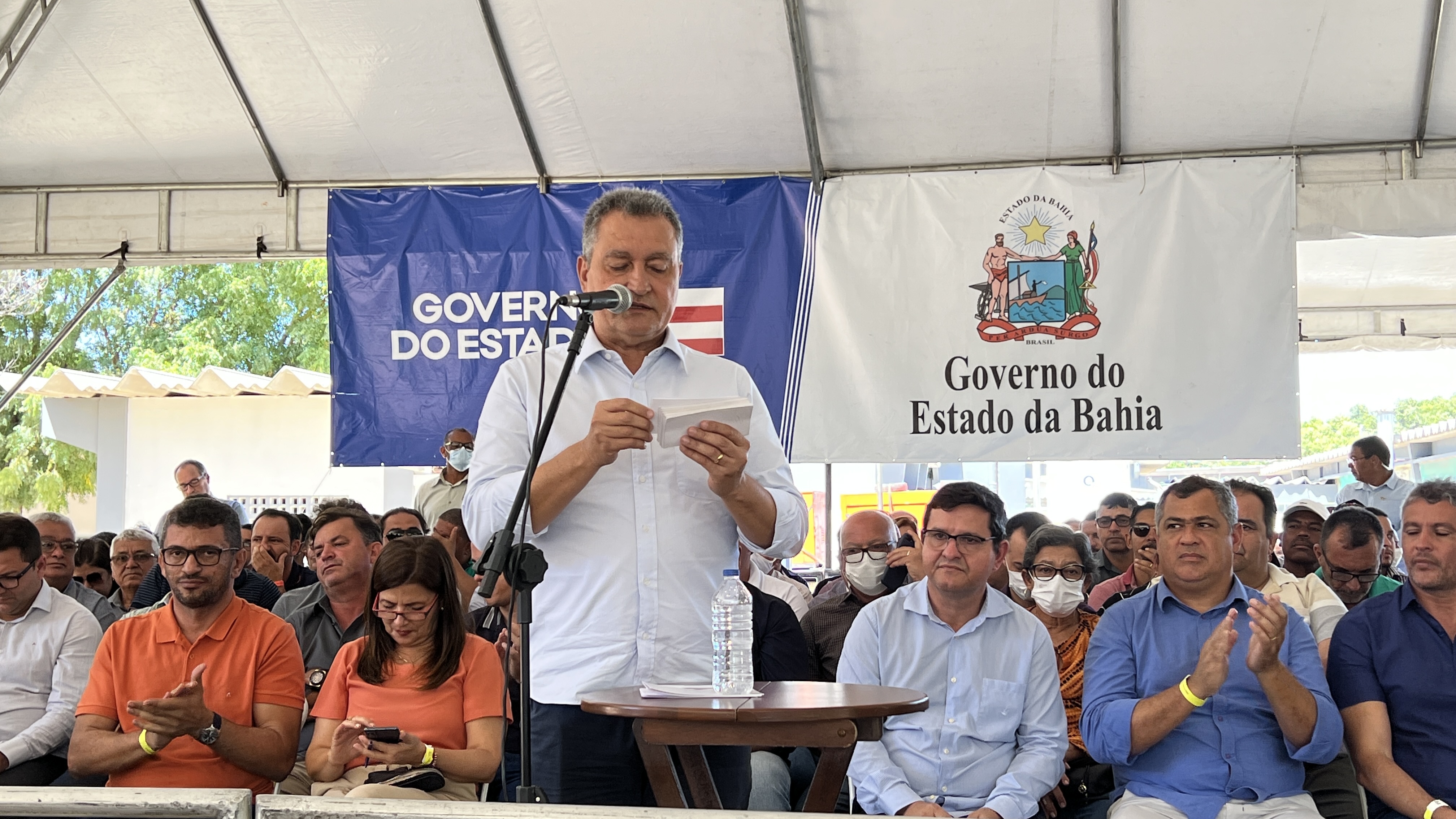 Carinhanha participa de inauguração de maternidade em Guanambi com a presença do governador